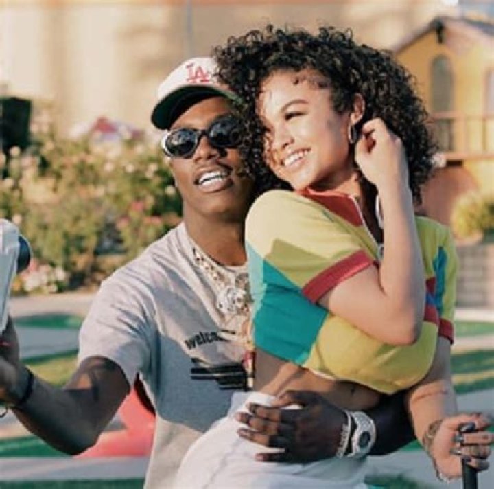 Lil Yachty Gives New Girlfriend All His Jewelry YouTube