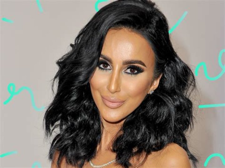Lilly Ghalichi S Boob Job Before And After Images Plastic Surgery Bio