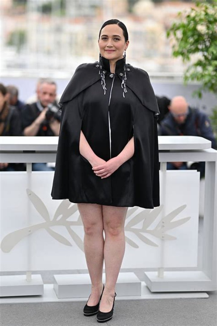 Lily Gladstone Wore Chanel Haute Couture To The 'Killers Of The Flower