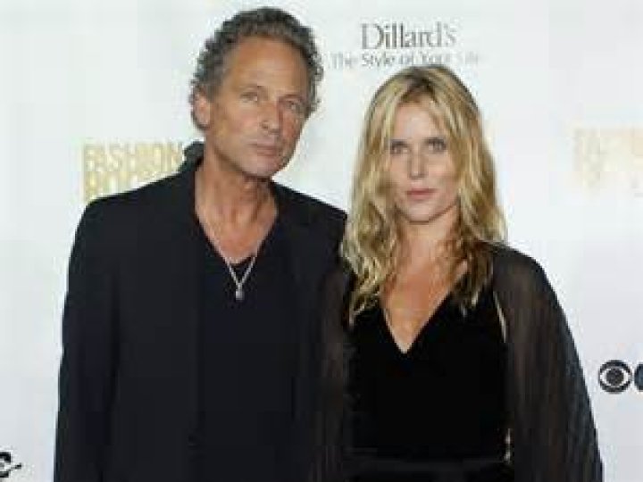 Lindsey Buckingham, vợ Kristen đang ‘tiến hành’ cuộc hôn nhân của họ ba