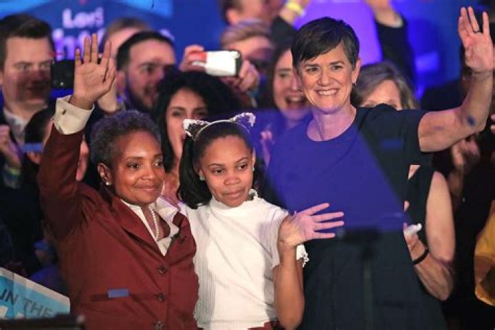 Lori Lightfoot wins Chicago mayoral race, will be first Black woman in