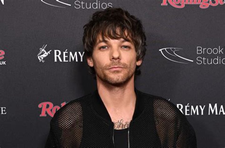 Louis Tomlinson's ex girlfriend Eleanor Calder steps out with her dog