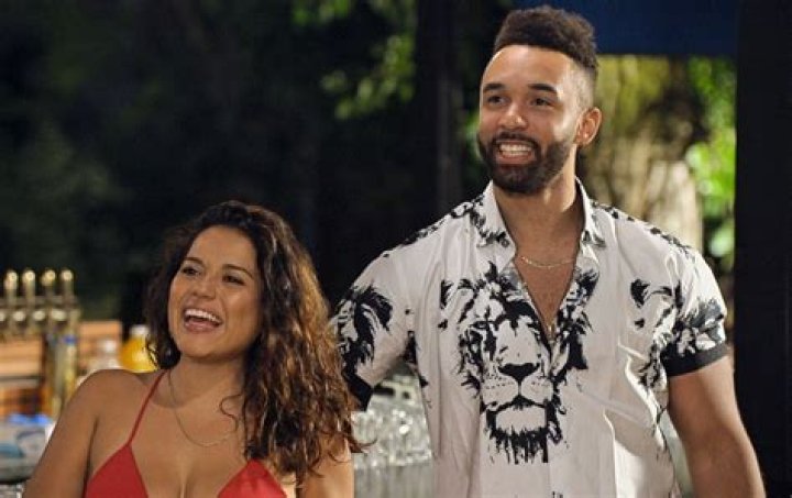 &lsquo;Bachelor in Paradise&rsquo; Couples That Are Still Together Pics