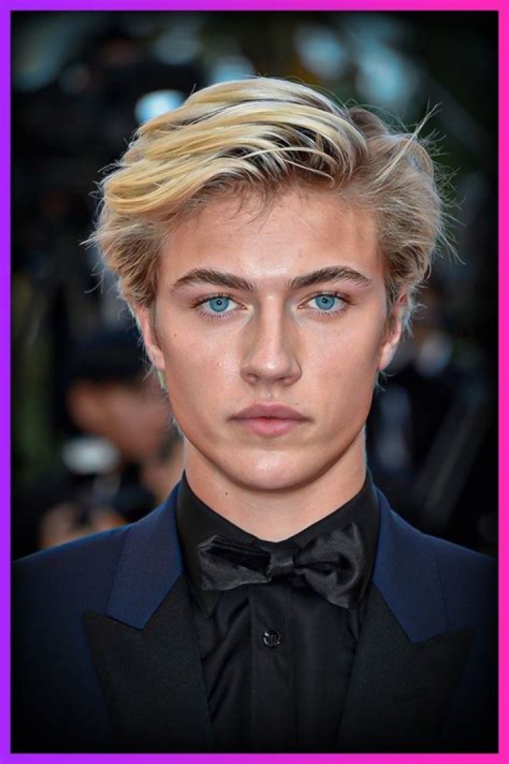 Lucky Blue Smith steps out with pregnant Stormi Daily Mail Online