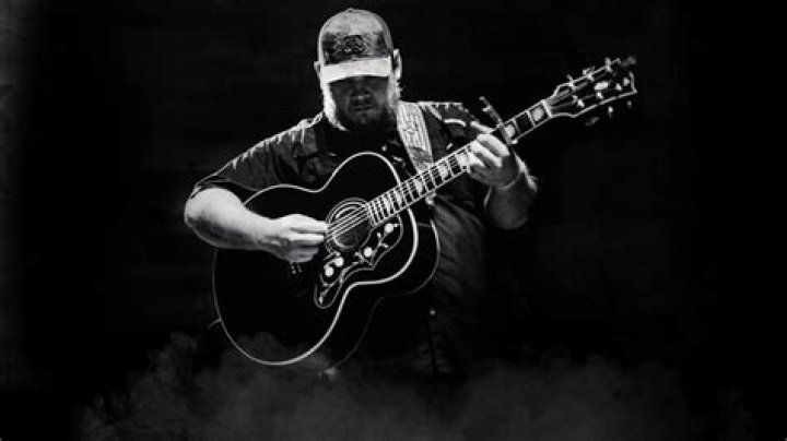 Luke Combs Wallpapers Top Free Luke Combs Backgrounds WallpaperAccess