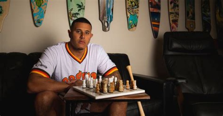 Manny Machado Brings Chess (and Hits) to the Padres The New York Times