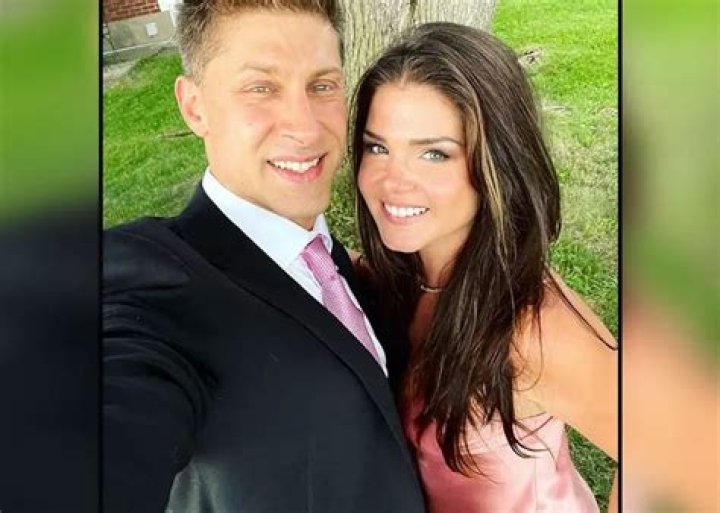 Marie Avgeropoulos Boyfriend Who is The Actress Dating Now? OtakuKart