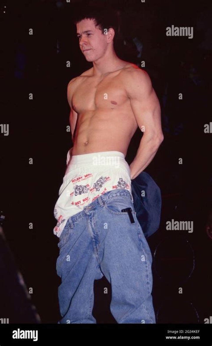 Mark Wahlberg 1992 Mark wahlberg, Mark wahlberg calvin klein, Hottest