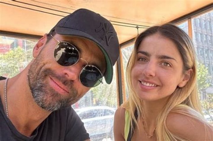 Mat&iacute;as Novoa confirma estar 'casado' con Michelle Renaud