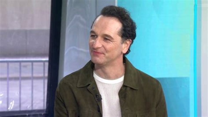 Matthew Rhys talks 'The Americans' on Late Night with Seth Meyers