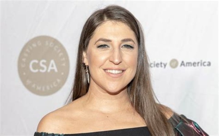 Mayim Bialik Net Worth Plenty Of Cheddar