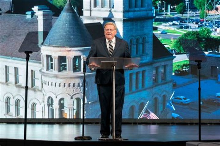 Mayor Ken McClure delivers Springfield State of the City address