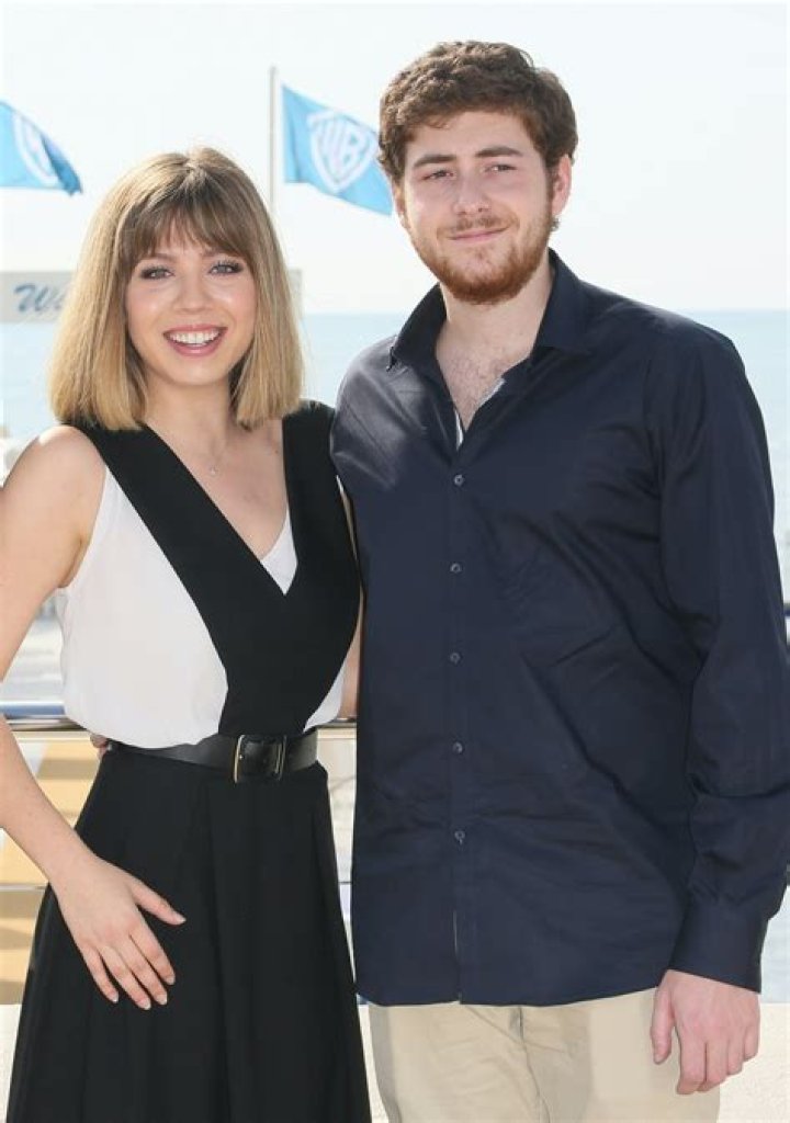 Mccurdy Dating History Zimbio vrogue.co