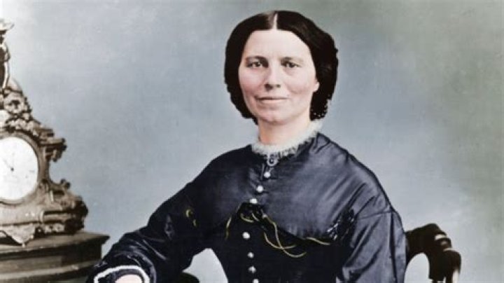 Meet Clara Alm&aacute;nzar Interesting facts about the background and life