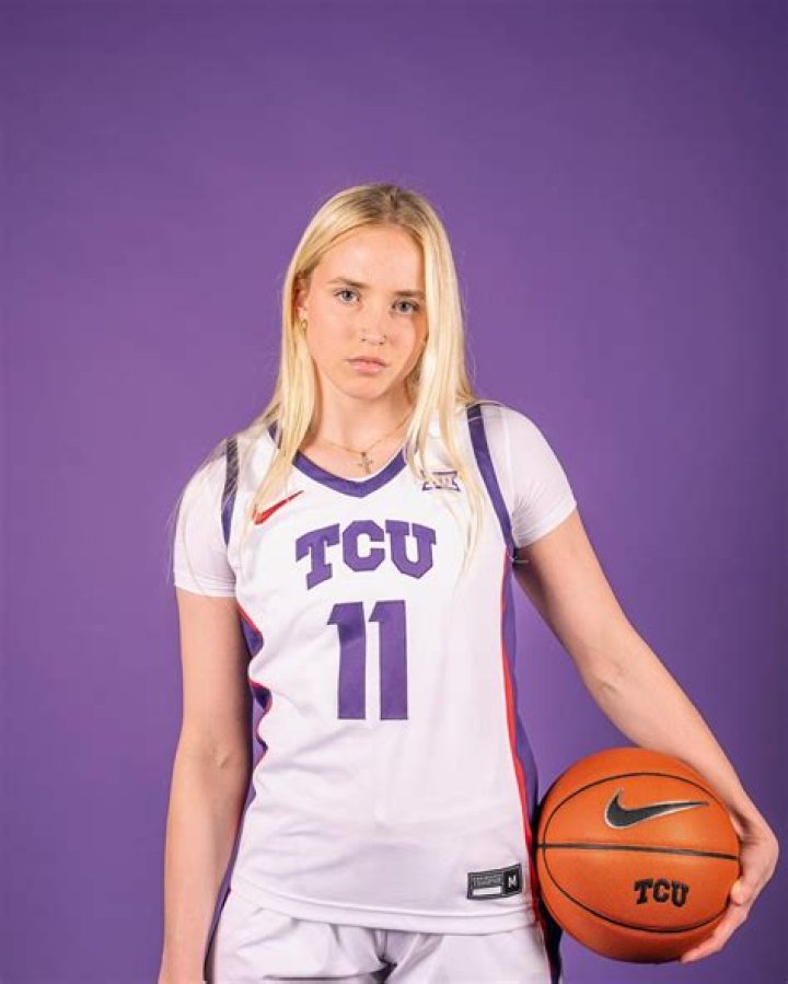 Meet Hailey Van Lith, the college basketball star fans say is 'killin