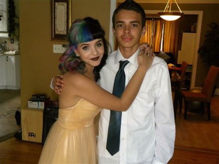 Melanie Martinez Siblings Does Melanie Martinez Have Siblings?