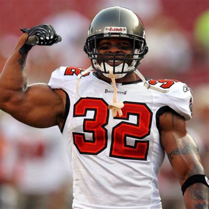 Michael K Pittman Sr (MKP_32) Twitter Tampa bay bucs, Tampa bay