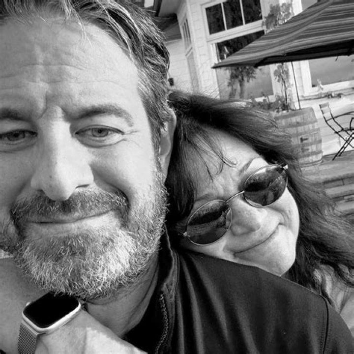 Mike Goodnough Age, Job, Valerie Bertinelli Boyfriend NEWSTARS Education