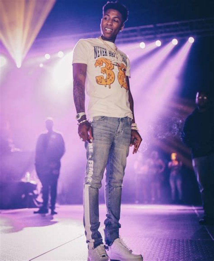 NBA YoungBoy's Fan Assaulted NLE Choppa At Airport Caught On Video