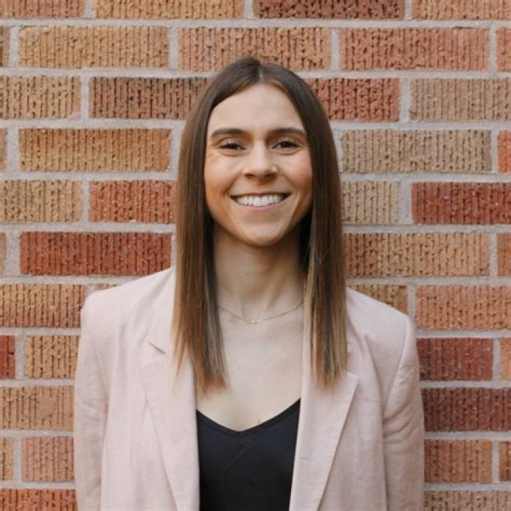 Nicole DeBoer, DNP, ARNP, FNPC LinkedIn
