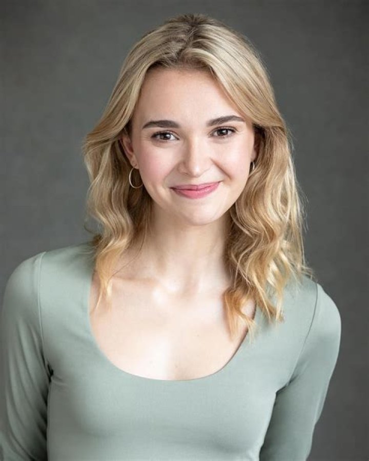 Nikki Roumel picture