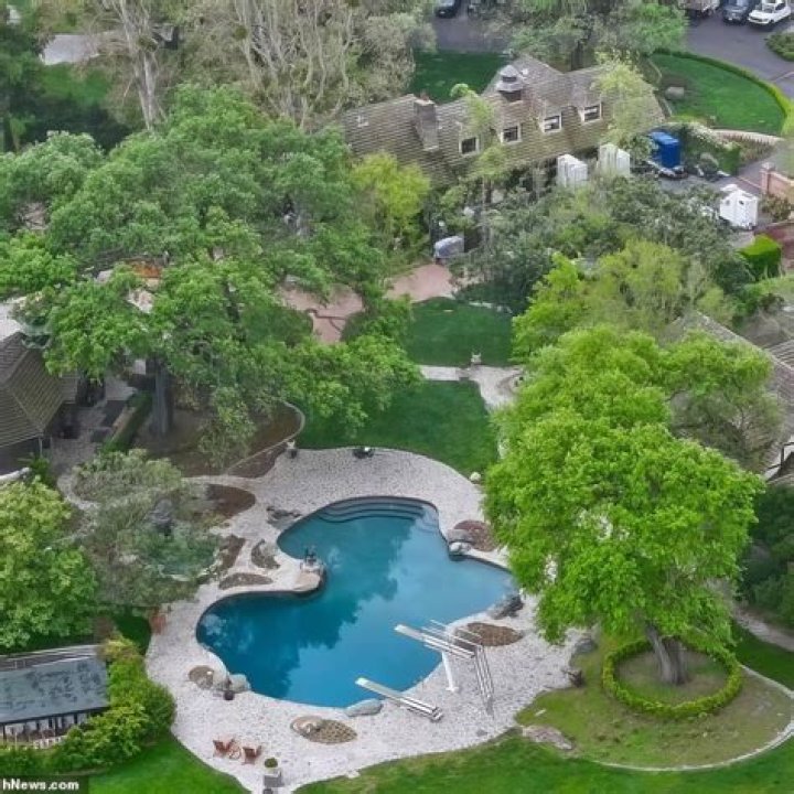 Once Asking 100 Million, Michael Jackson&rsquo;s Neverland Ranch Sells to