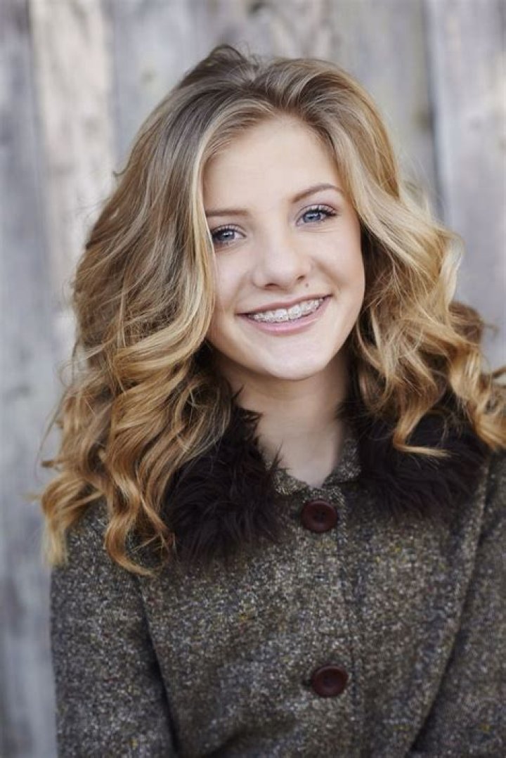 Paige Hyland Headshot Season 4