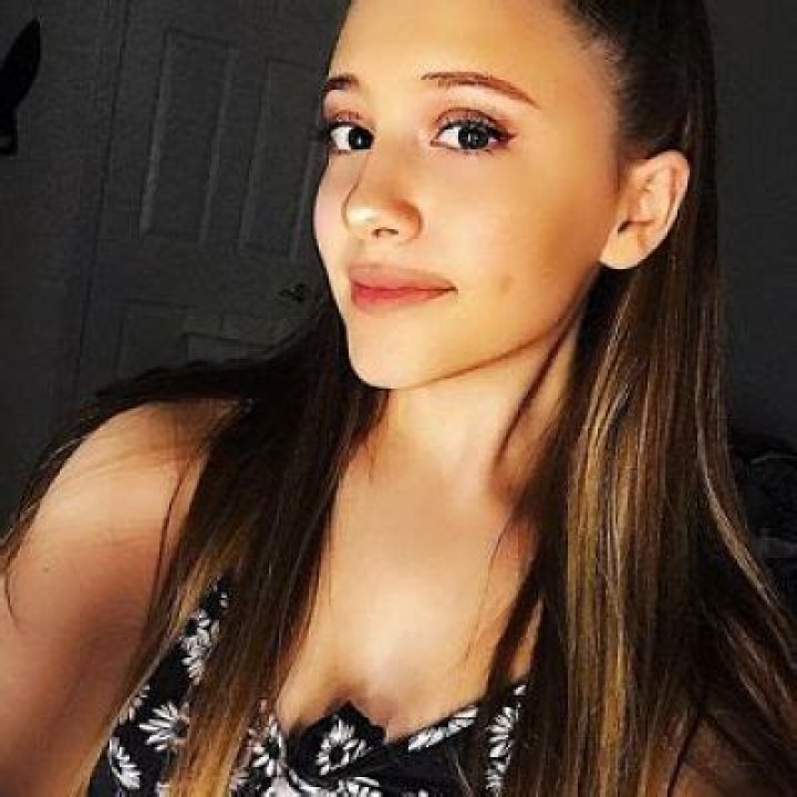 Paige Niemann Bio, Wiki, Age, Dating, Height, Weight, Body Stats, Net