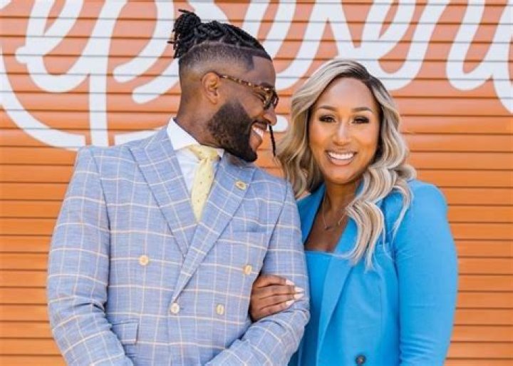 Pastor Mike Todd and his wife Natalie celebrate a decade of marriage