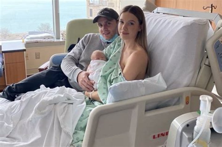 Patrick Kane Wife Who is Amanda Grahovec Age, Instagram
