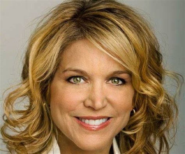 Paula Zahn Biography Facts, Childhood, Family Life & Achievements