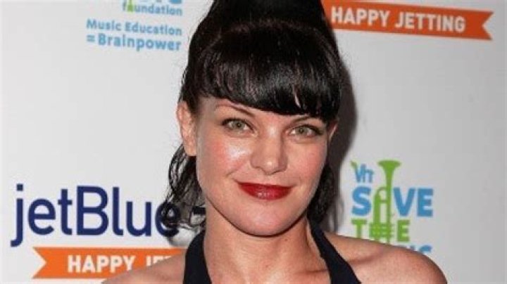 Pauley Perrette leaves court after facing exhusband she once compared
