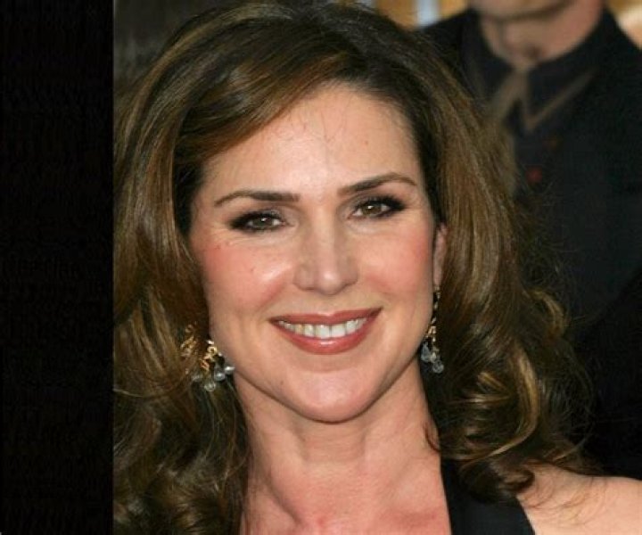 Peri Gilpin Wiki, Facts, Net Worth, Married, Husband, Age, Height