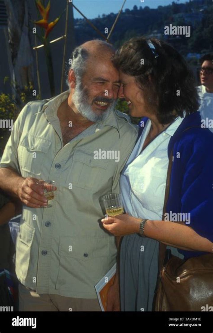 Pernell Roberts with his wife Pernell roberts, The girl from uncle