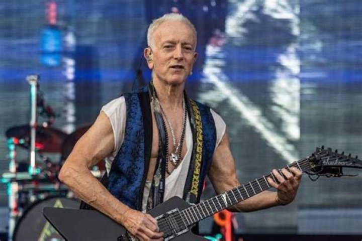 Phil Collen Biography, Career, Def Leppard, Alcoholism, Wife, Children