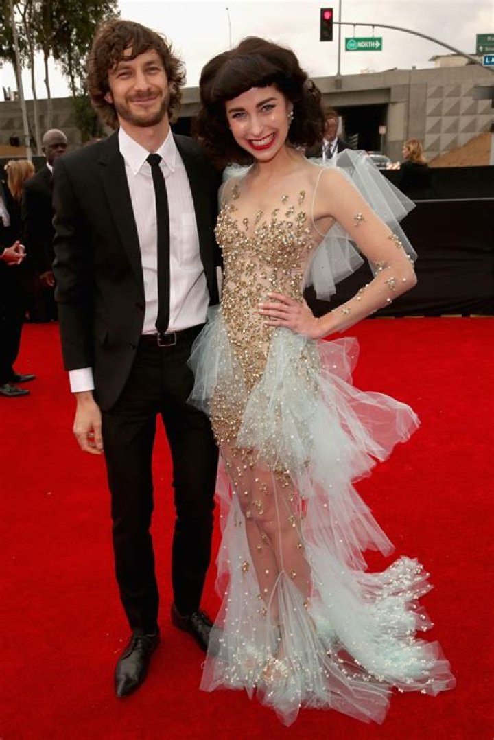 Pictures of Kimbra at the 2013 Grammy Awards POPSUGAR Beauty Australia