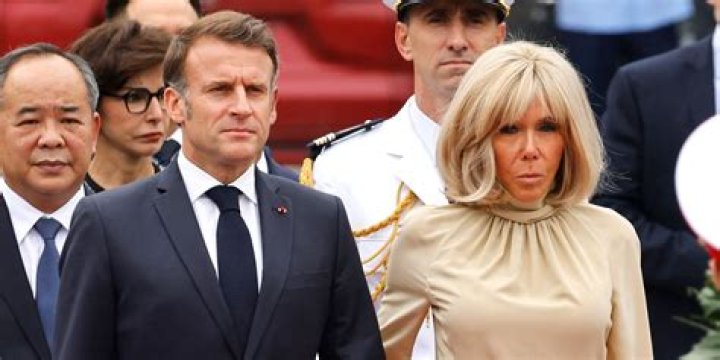 Pour sa m&egrave;re Brigitte Macron, Tiphaine Auzi&egrave;re prend la parole