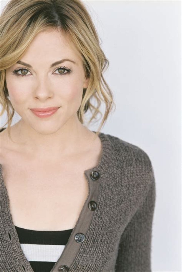 Poze Julie Mond Actor Poza 11 din 12 CineMagia.ro