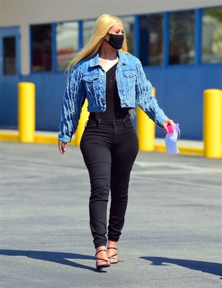 Pregnant IGGY AZALEA Out and About in Hollywood 06/27/2020 HawtCelebs