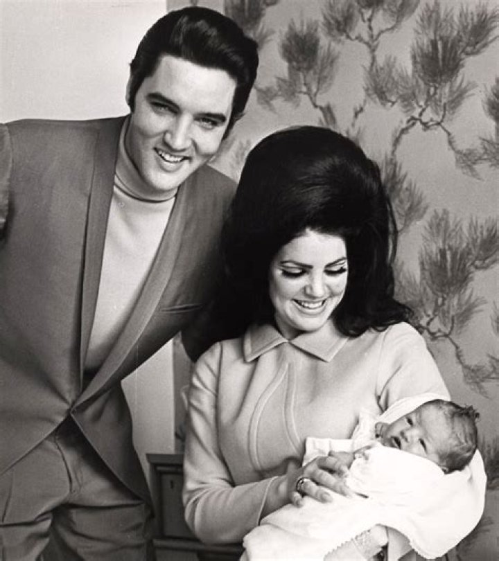 Priscilla and Elvis Elvis presley photos, Elvis and priscilla, Elvis