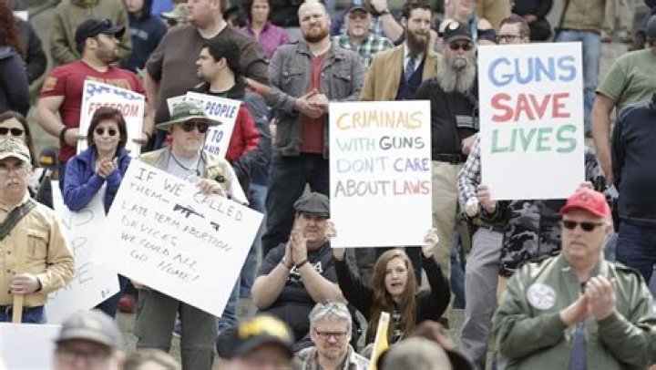 Progun activists held a rally, nobody tried to kill us, let's eat
