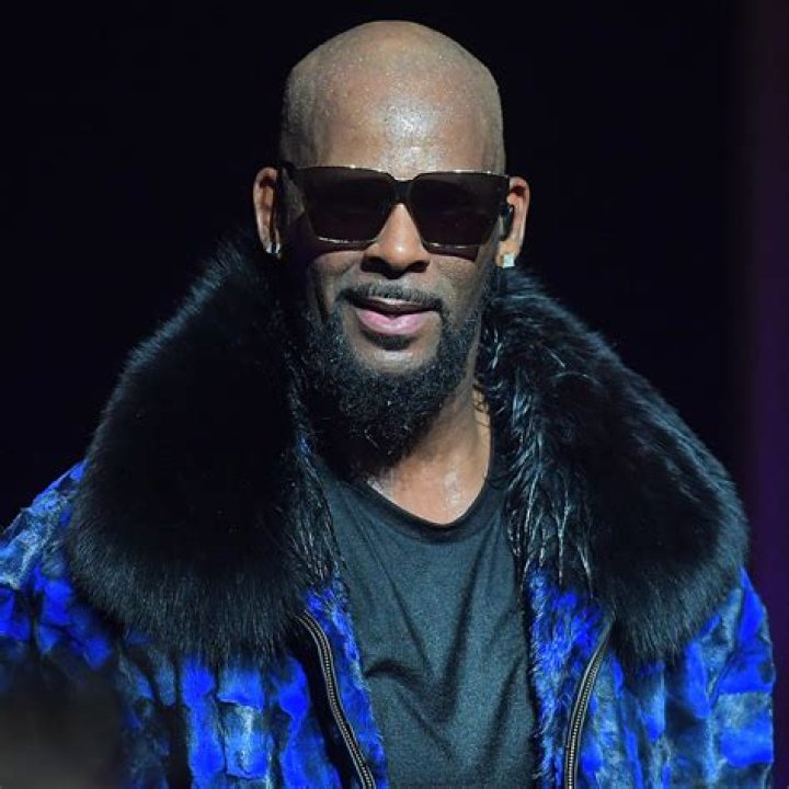 R Kelly's Net Worth, How Much Is R Kelly Worth Sfuncube