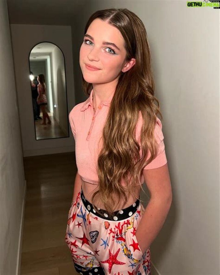 Raegan Revord's Age: Uncovering The Details