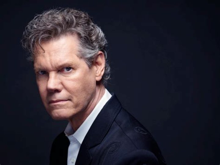Randy Travis Social Media