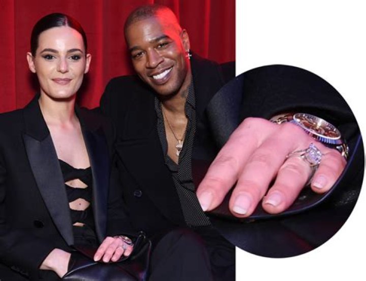 Rapper BOB is engaged! [Photos]