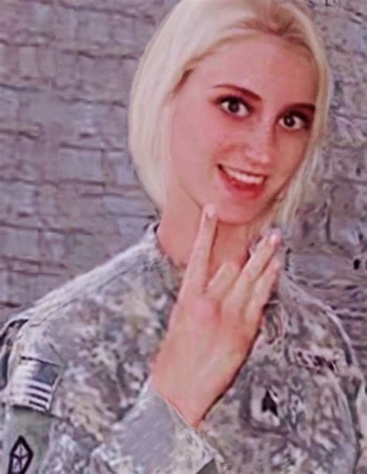 RARE ACU BRYNN PIC CIRCA 2005 RESTORED . r/Brynn_Woods