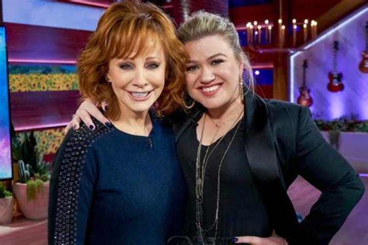 Reba McEntire Kelly Clarkson Relationship