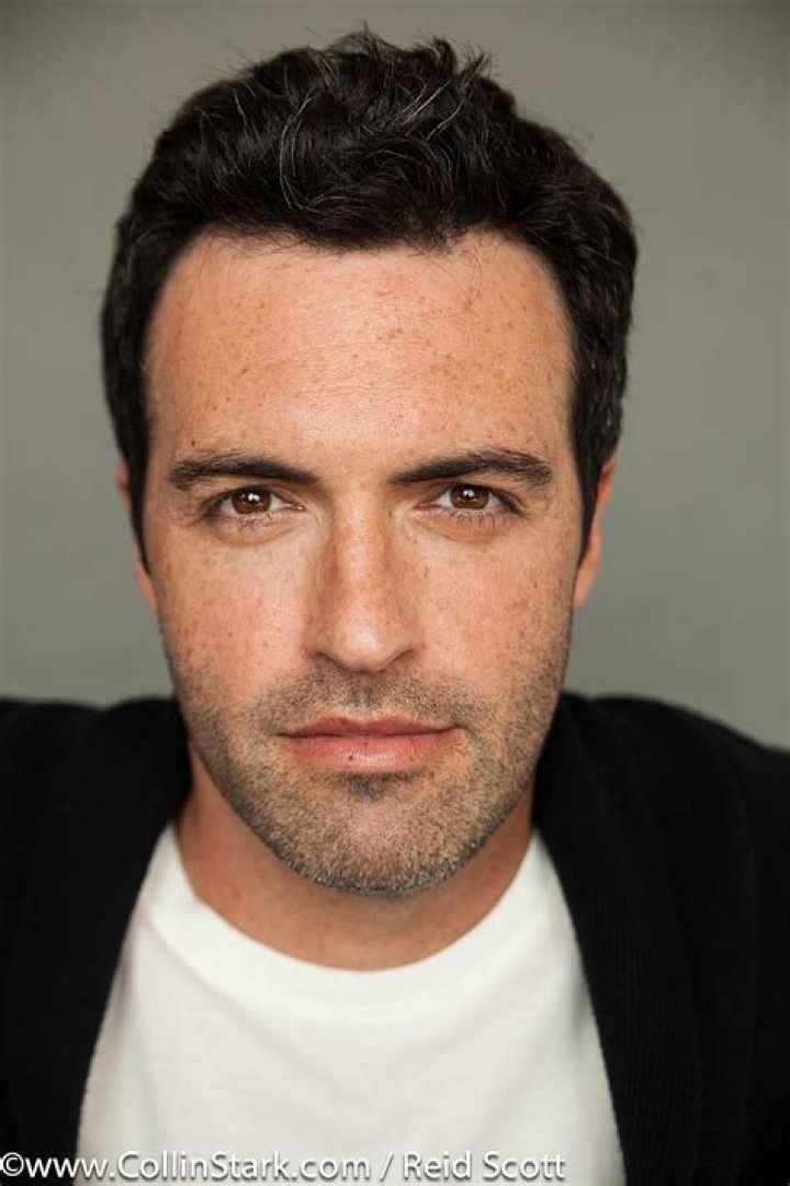 Reid Scott Biography IMDb