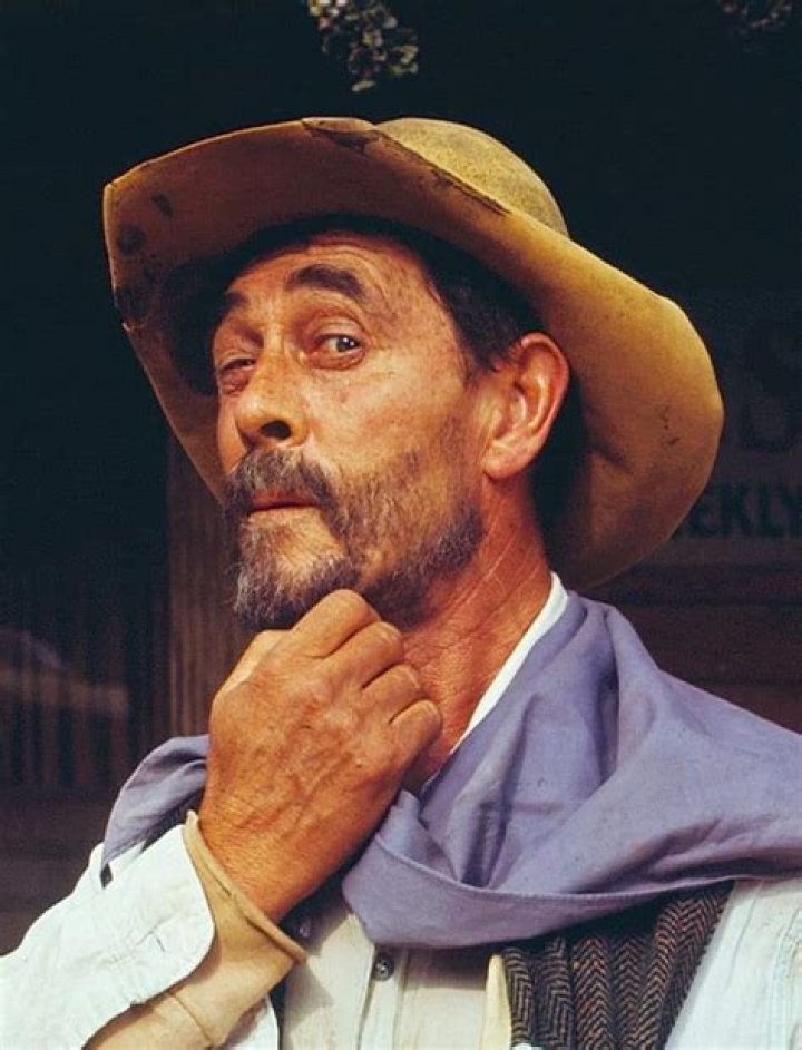 Remembering Ken Curtis Cause of Death, Wife, Twin Brother, Wealth