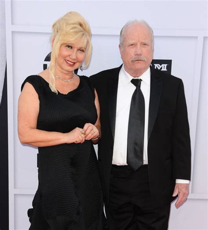 Richard Dreyfuss's Spouse: Meet The Woman Behind The Iconic Actor